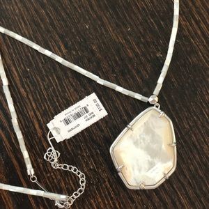 Kendra Scott Beatrix Necklace New with Tags